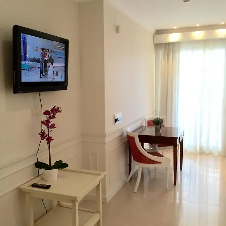 Guadalpin Luxury Apartment