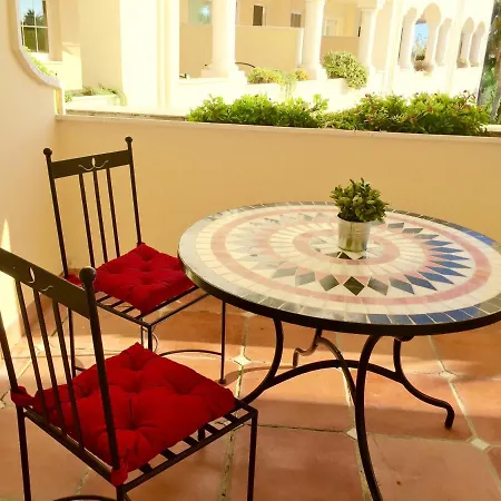 Guadalpin Luxury Apartment *