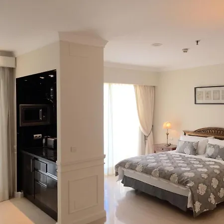 Apartment Guadalpin Luxury Marbella