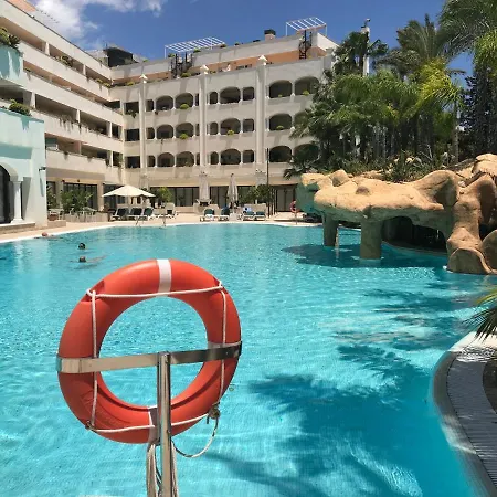 Guadalpin Luxury Apartment *
